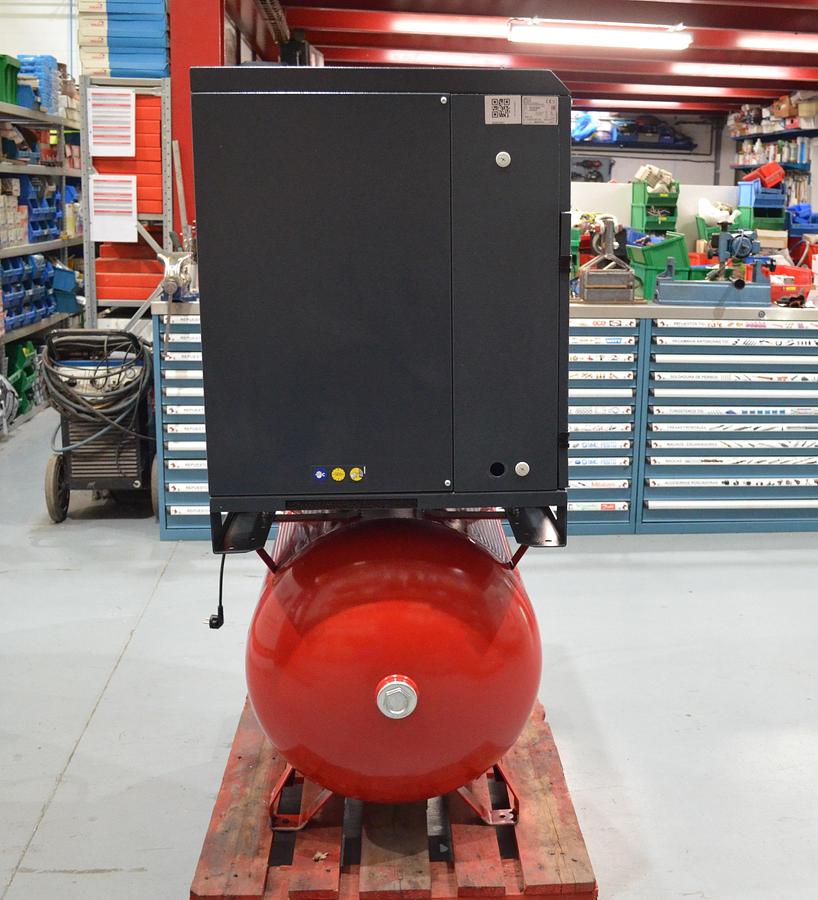 Usado Compresor tornillo FINI K-MAX 5.5 ES