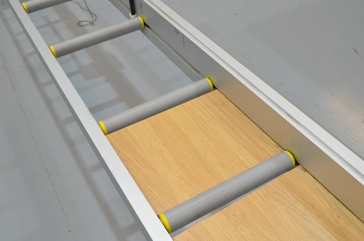 Usado Tope medidor Tronzadoras MG para aluminio con lector digital
