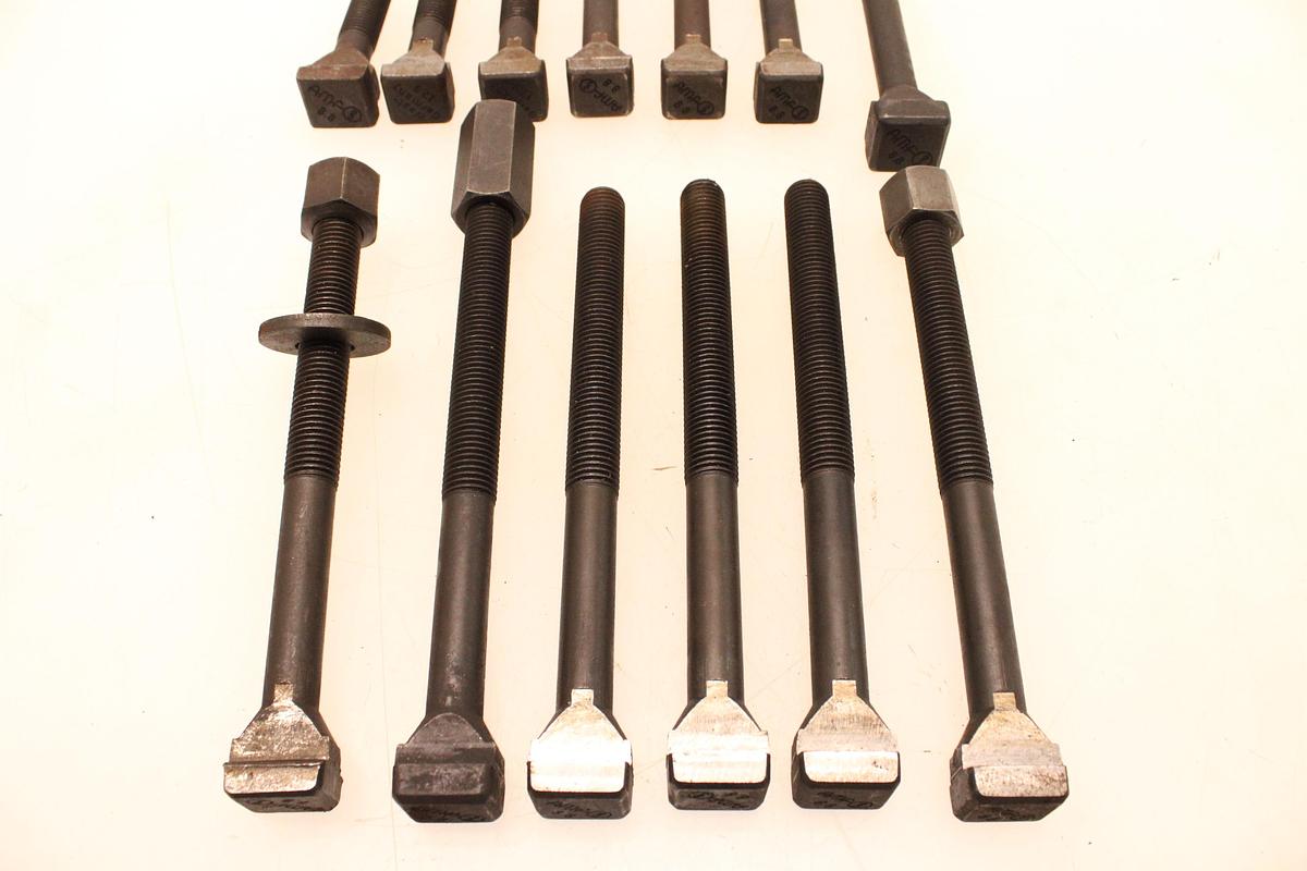 Usado Lote de Tensores de Ranura T AMF M20 - 13 Unidades