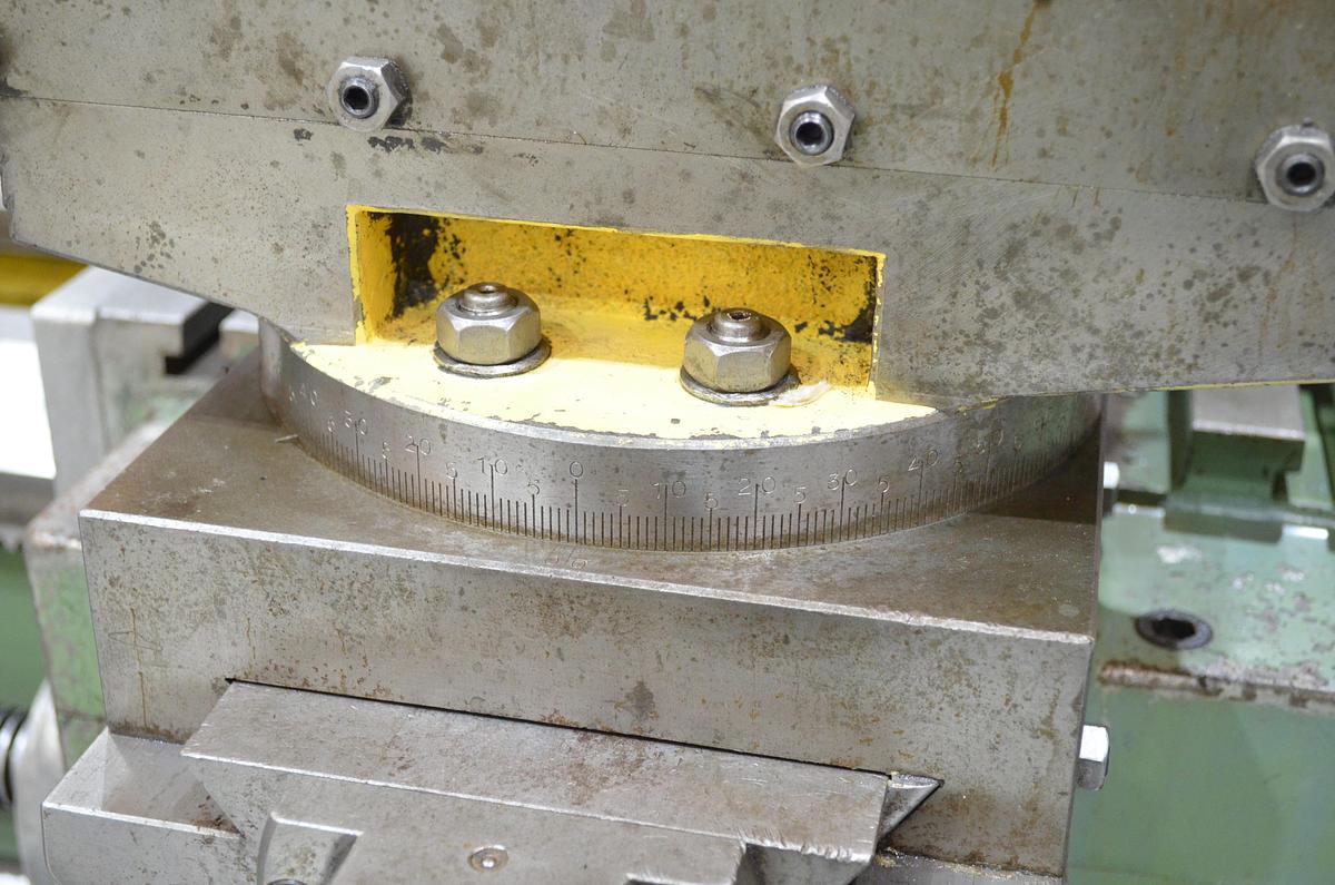 Usado Torno AP E-2 de 2.200mm e.p. con CE