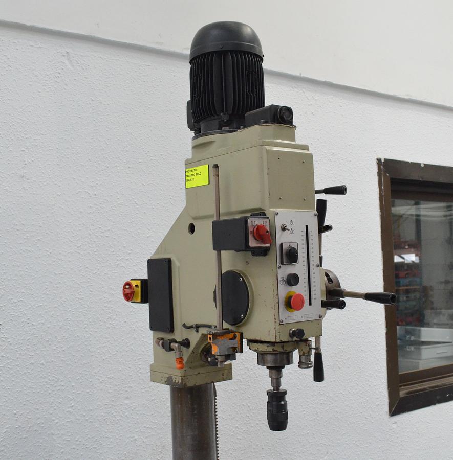 Usado Taladro columna Erlo TSAR-32 Año 96
