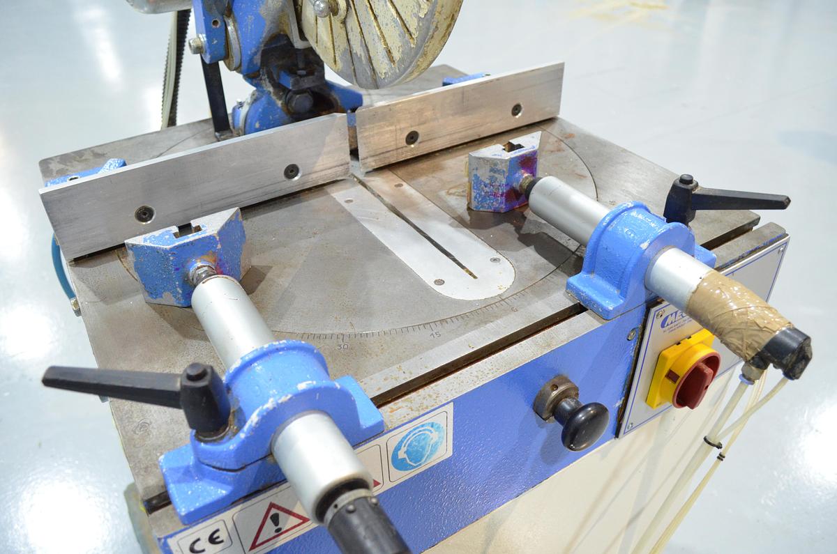 Usado Tronzadora aluminio MECAL SW 350 - 2005