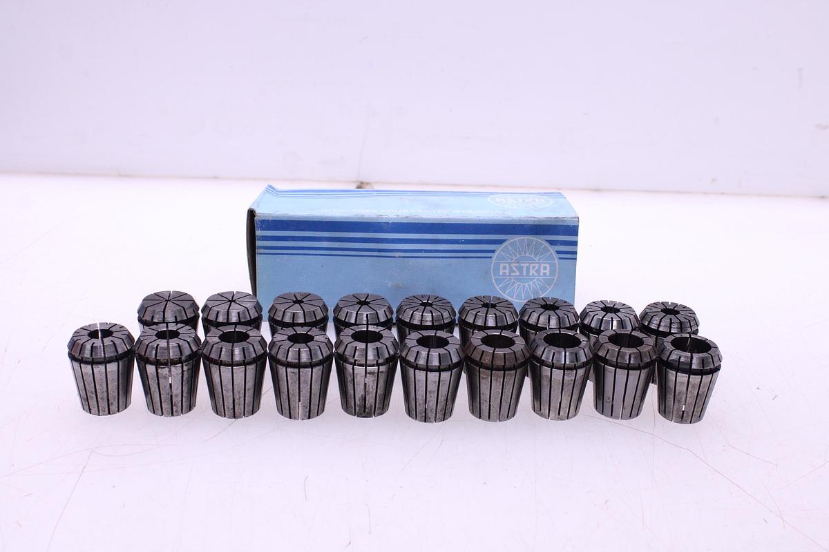 Usado Juego Pinzas Resorte ER32 "19 pcs" + Cono ISO 40 ASTRA