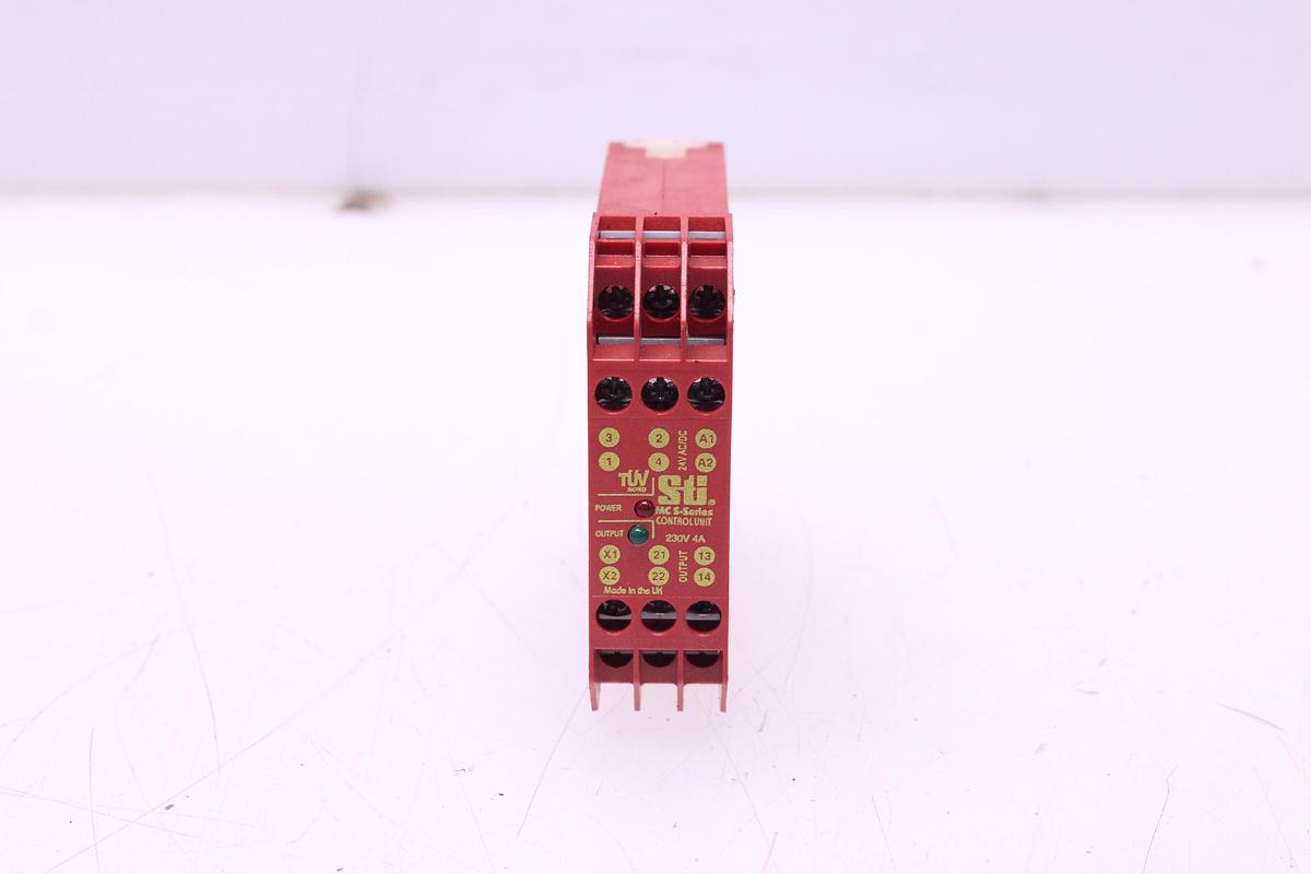 Usado Relé Controlador Seguridad STI MC-S1