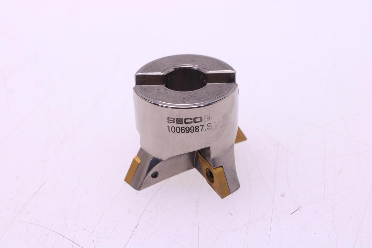 Usado Fresa Portaplaquitas SECO 10069987.S1 + Widias DNMG150608 / DNMG150612