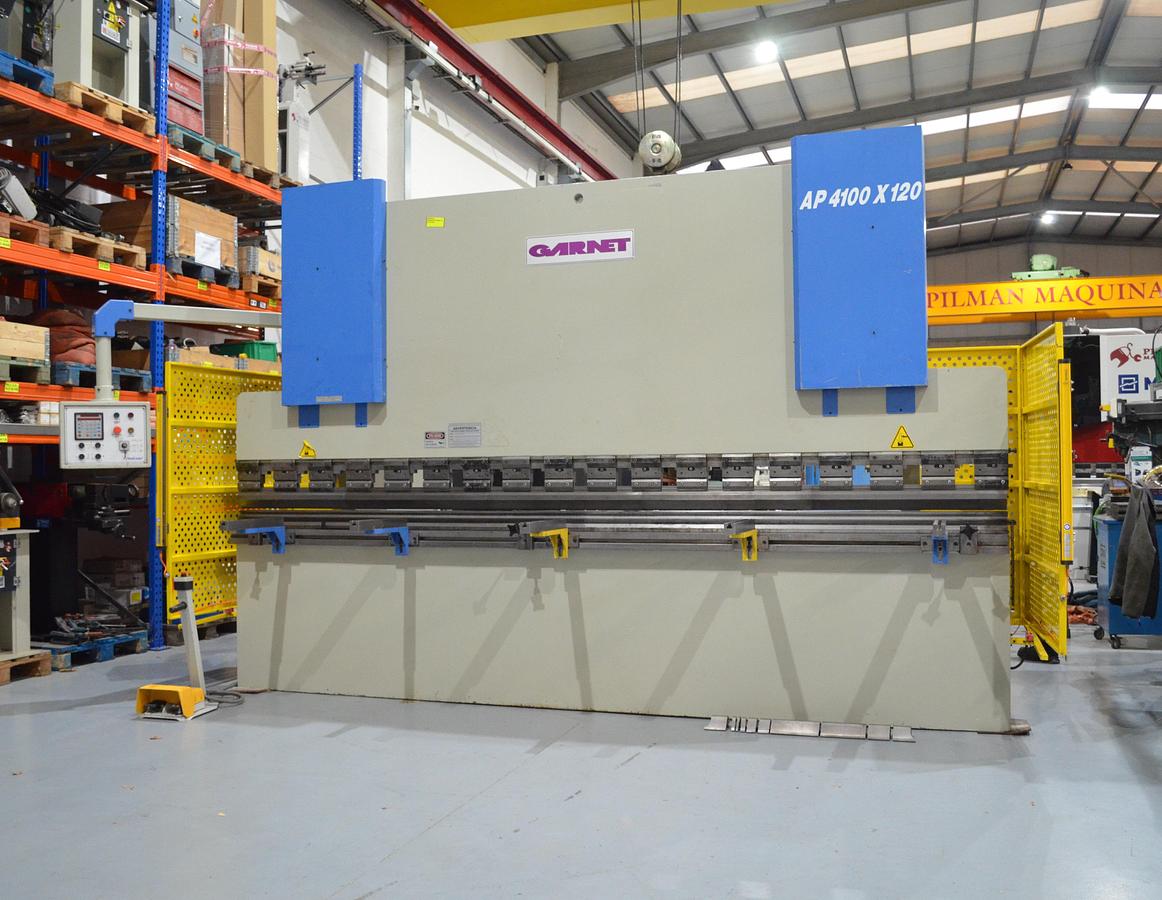 Usado Plegadora hidráulica Hidrogarne AP 4100x120tn