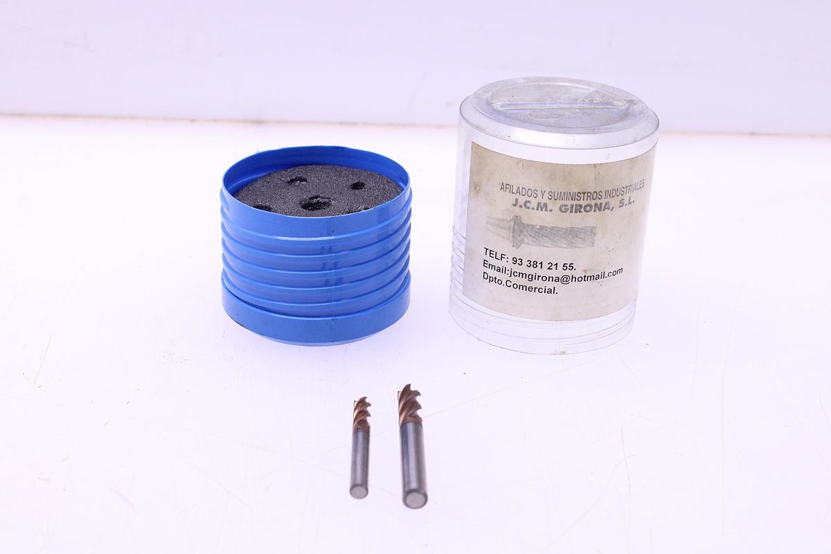 Usado Lote de Fresas y Avellanadores - 22 Unidades