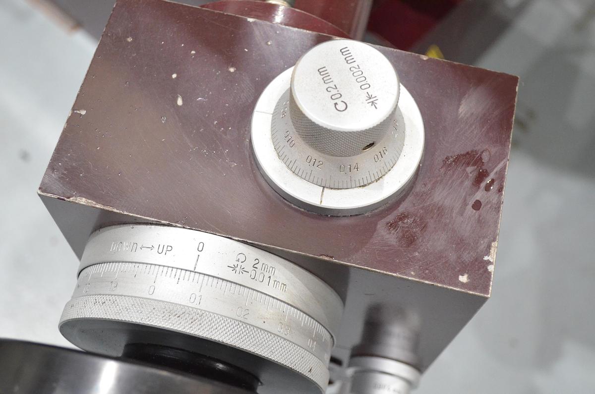 Usado Rectificadora Chevalier FSG-3A818 Eje z autom