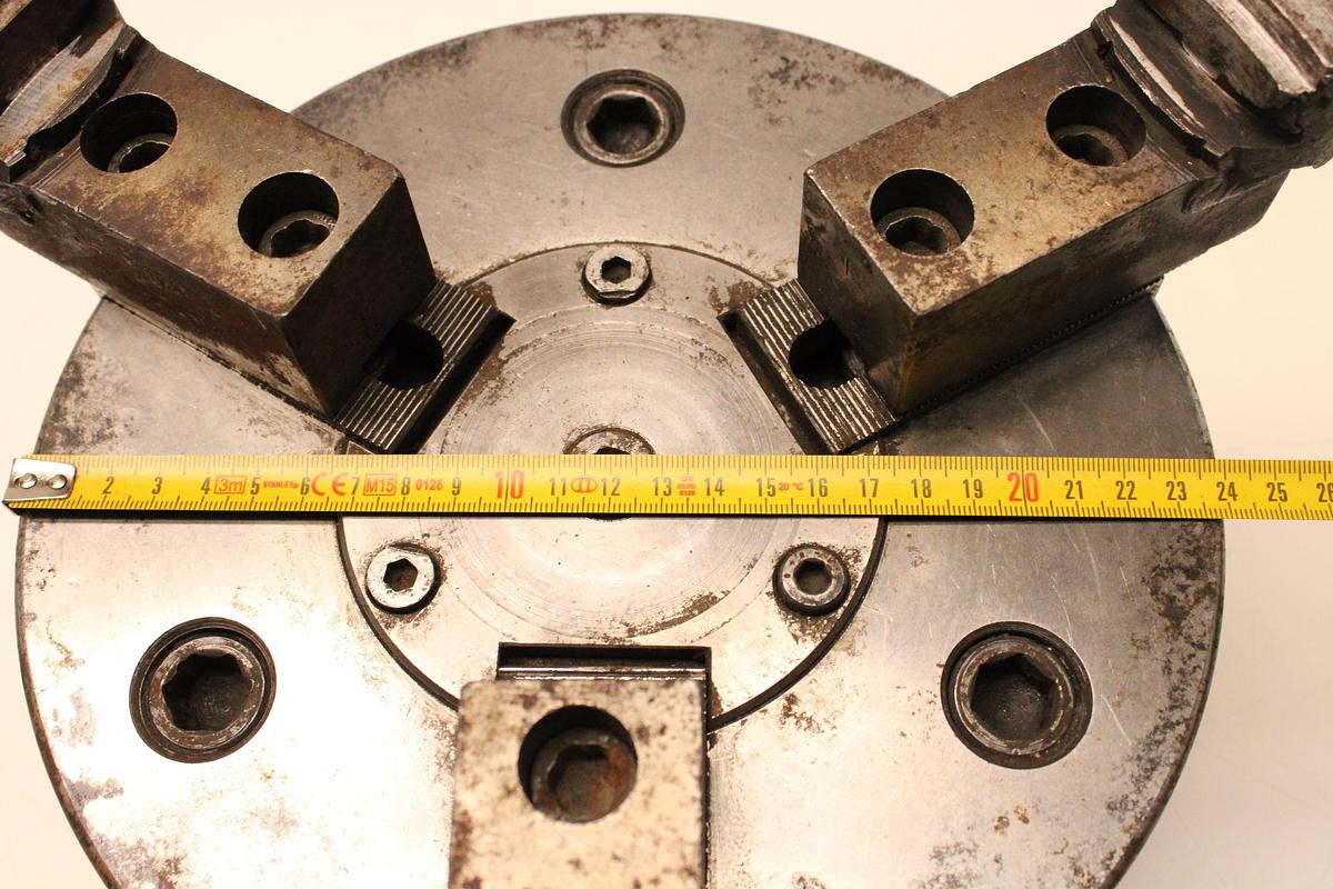 Usado Plato 3 Garras para Torno 240mm + Juego 3 Garras