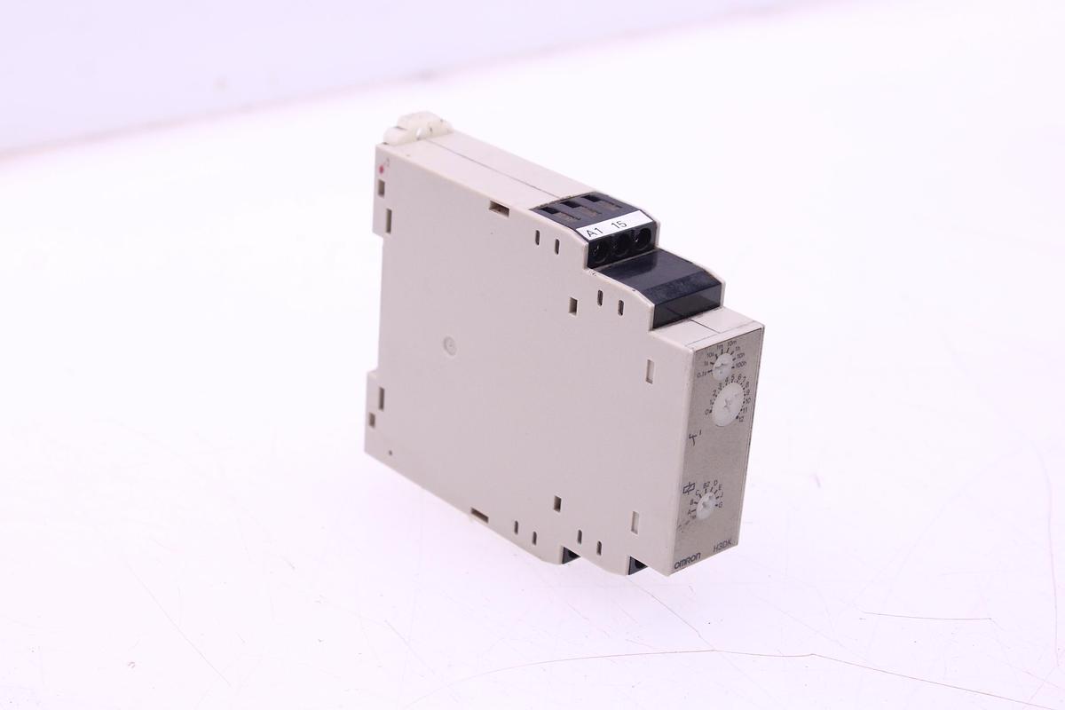 Usado Relé Temporizador OMRON H3DK-M1