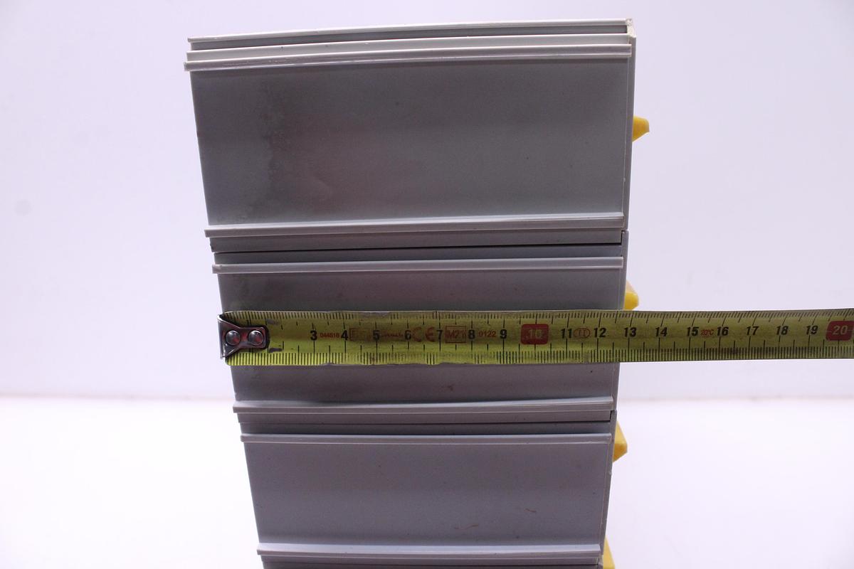 Usado Cajonera Almacenamiento 560x435x130 mm