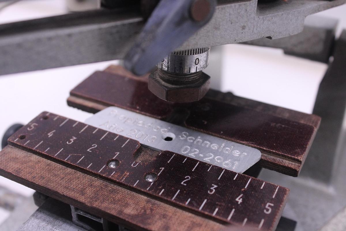 Usado Maquina de Grabado Mecánico GRAVOGRAPH IF3