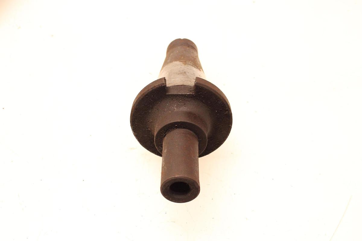 Usado Lote Portafresas y Mandrinos Cono ISO 50 -