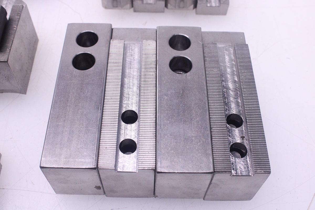 Usado Lote 11 Juegos de Garras 4 para Torno