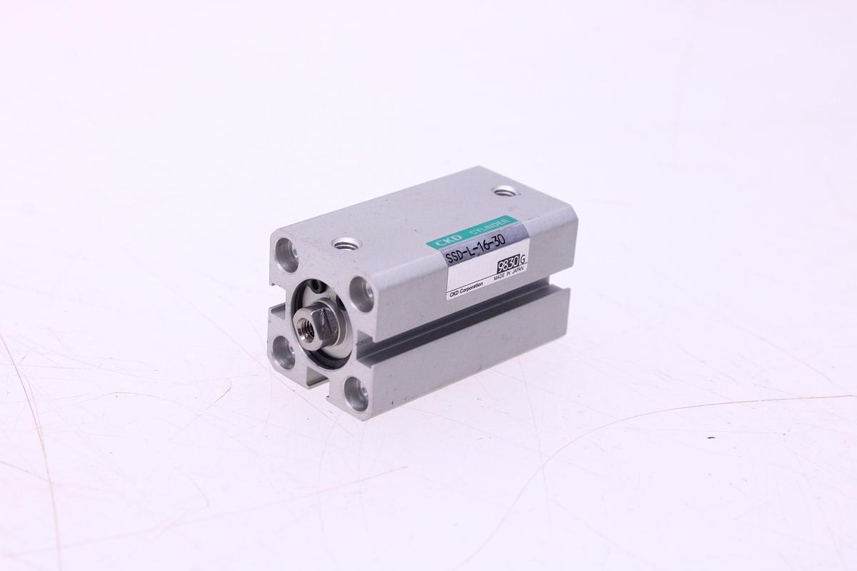 Usado Cilindro Neumático CKD SSD-L-16-30 - 2 Unidades