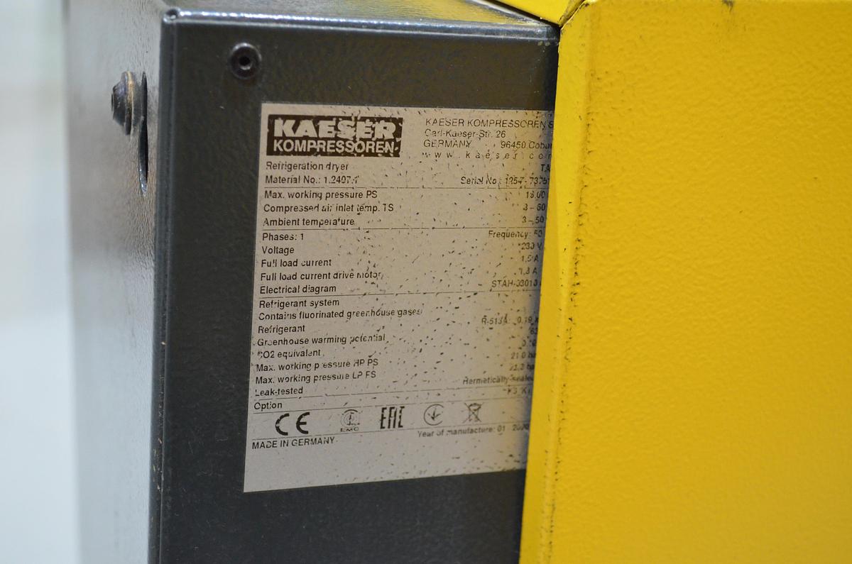 Usado Compresor doble pistón KAESER KCT 401-100 con secador