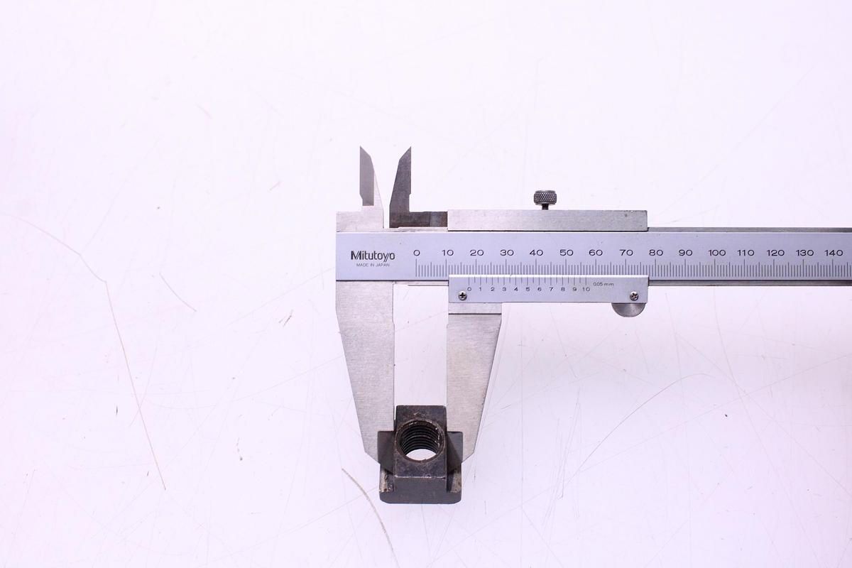 Usado Garras de Sujeción Ranura en T 18mm - 10 Unidades