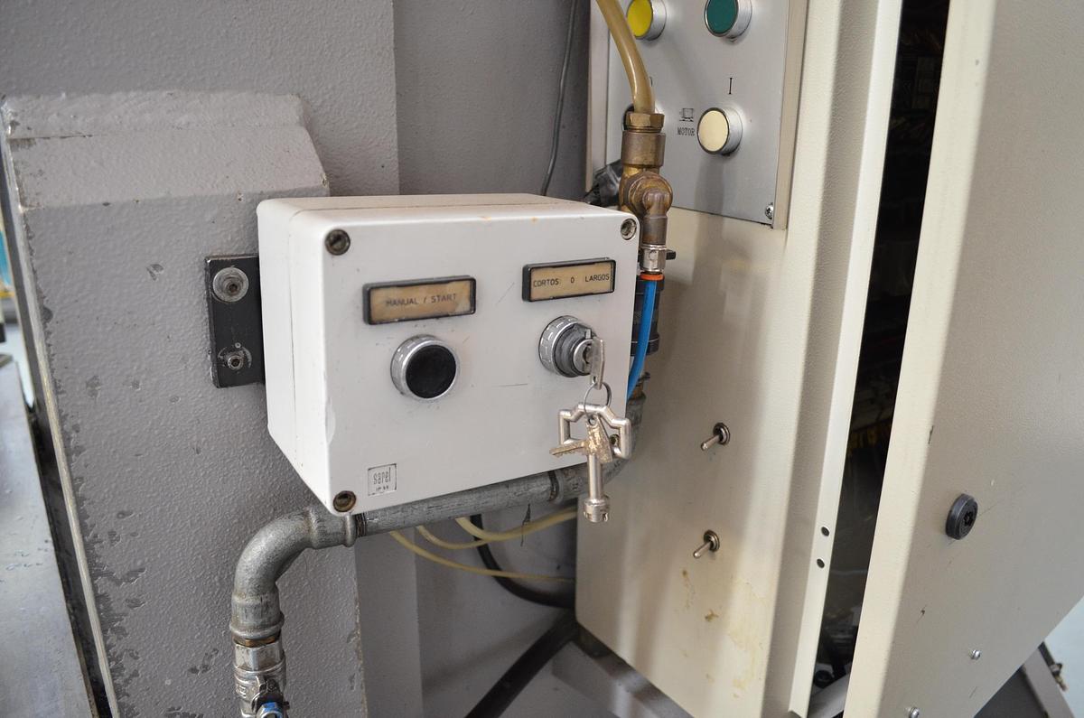 Usado Prensa excentrica PRESSIX 130CNR6 con tope