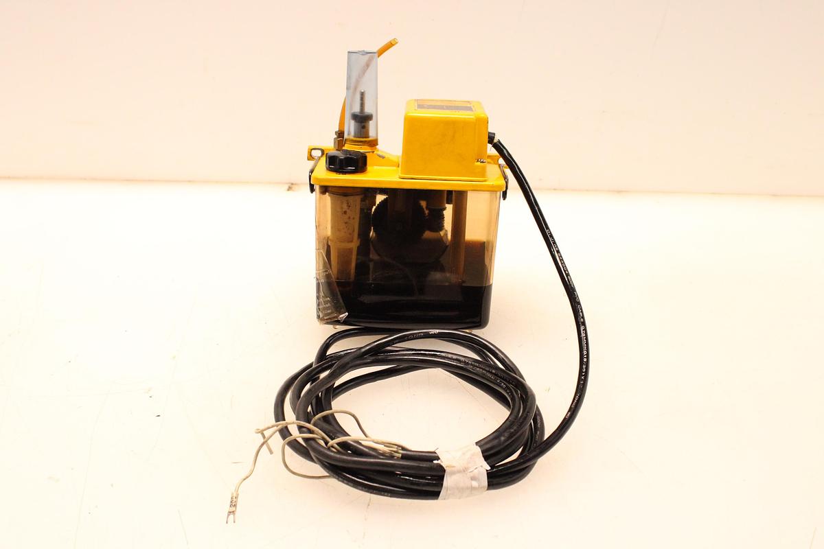 Usado Bomba Lubricante Aceite CHIBA SMM-601-55