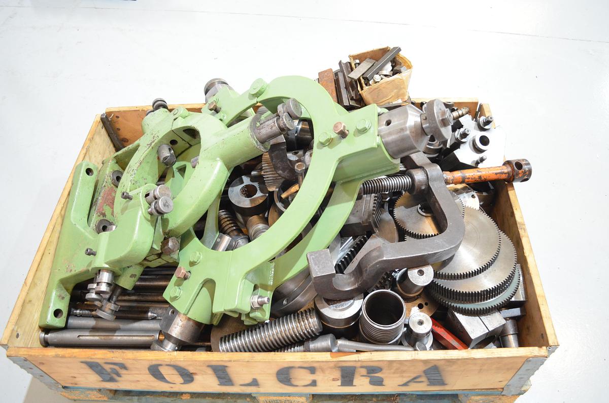 Usado Torno Geminis GE 650 2.000mm e.p