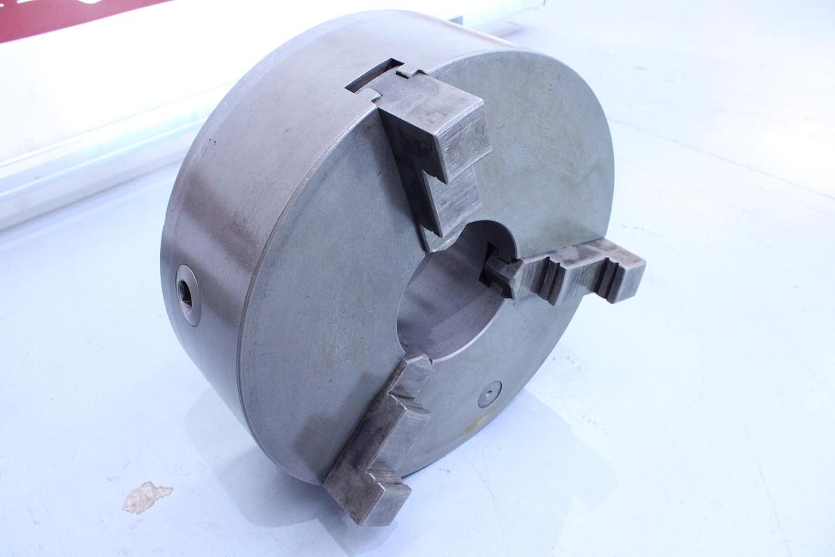 Usado Plato 3 Garras para torno 400 mm + Juego de 3 Garras