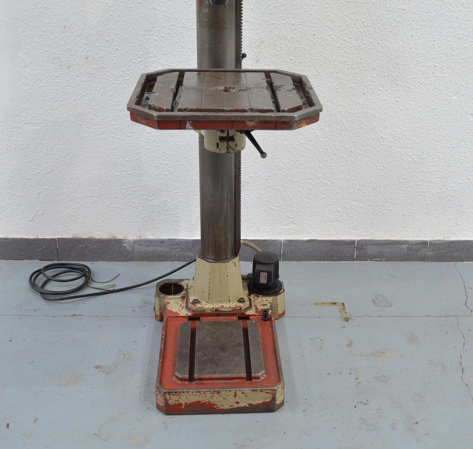 Usado Taladro columna Erlo TSAR-32 Año 96