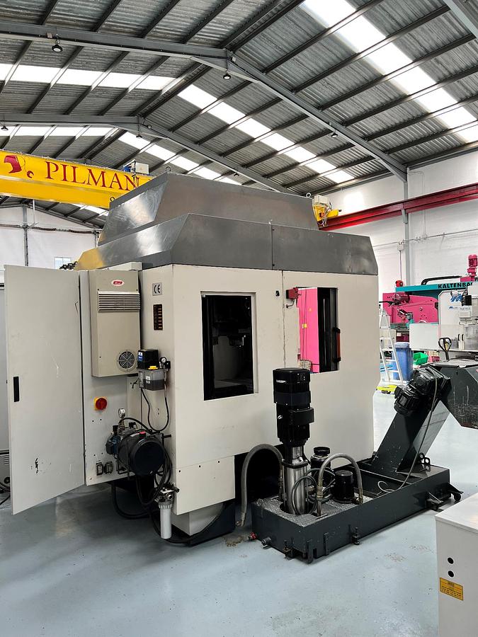 Usado Centro mecanizado KONDIA ZM 99 MF cnc FANUC - 4 ejes