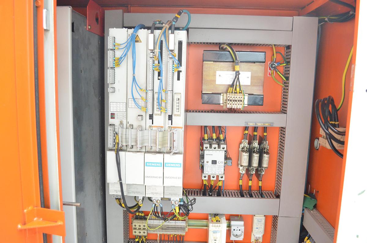 Usado Torno cnc Lealde TCN-12 de 3000mm e.p
