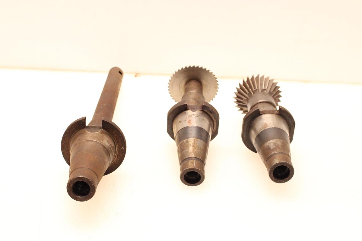 Usado Lote Mandrinos y Fresas DIN 2080 - 3 Unidades