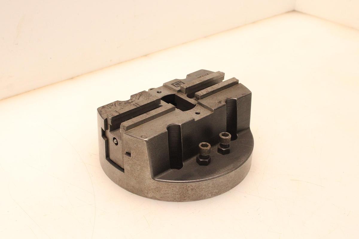 Usado Plato 2 Garras Galvez 250 AS para Torno