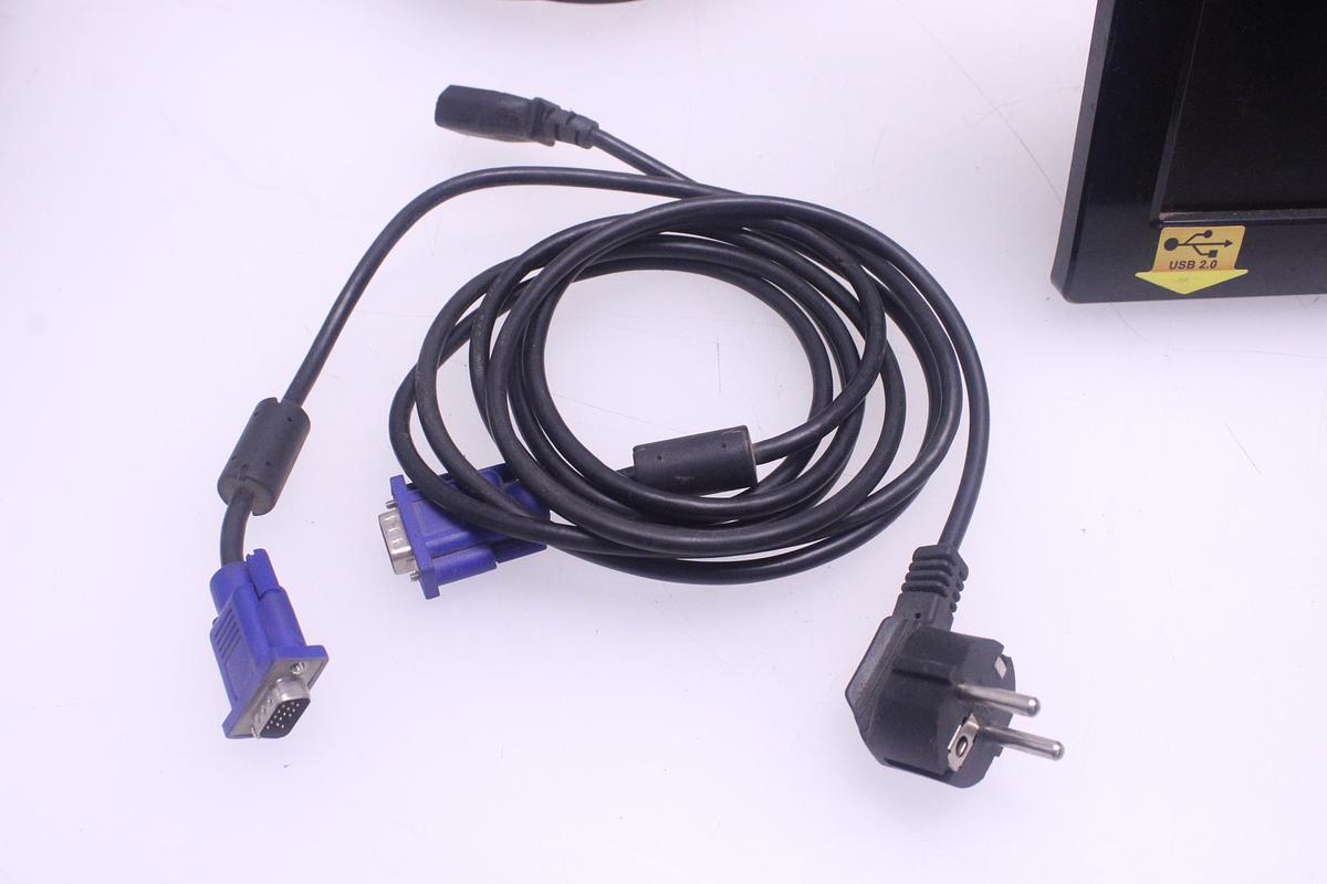 Usado Lote 2 Monitores de Ordenador AOC