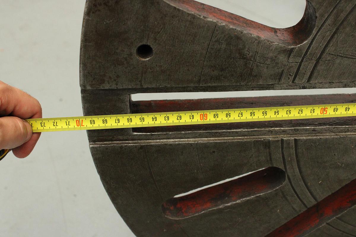 Usado Plato Plano para Torno 695 mm