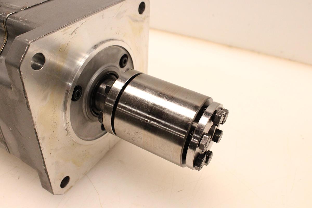 Usado Servomotor MITSUBISHI HA100NC-S