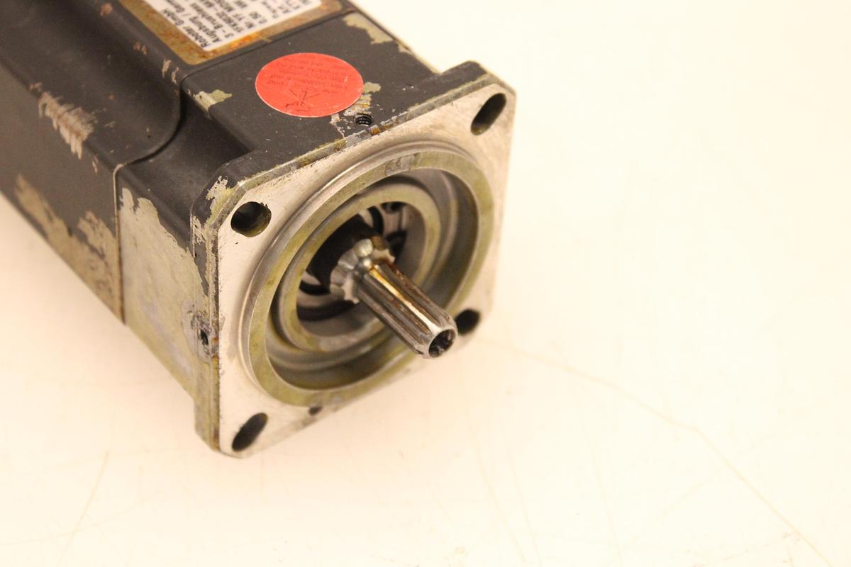 Usado Servomotor KUKA 1FK6032-6AK71-1ZZ9-Z S36