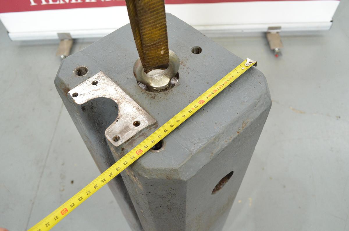 Usado Contrapeso 210x260x800mm - 316kg