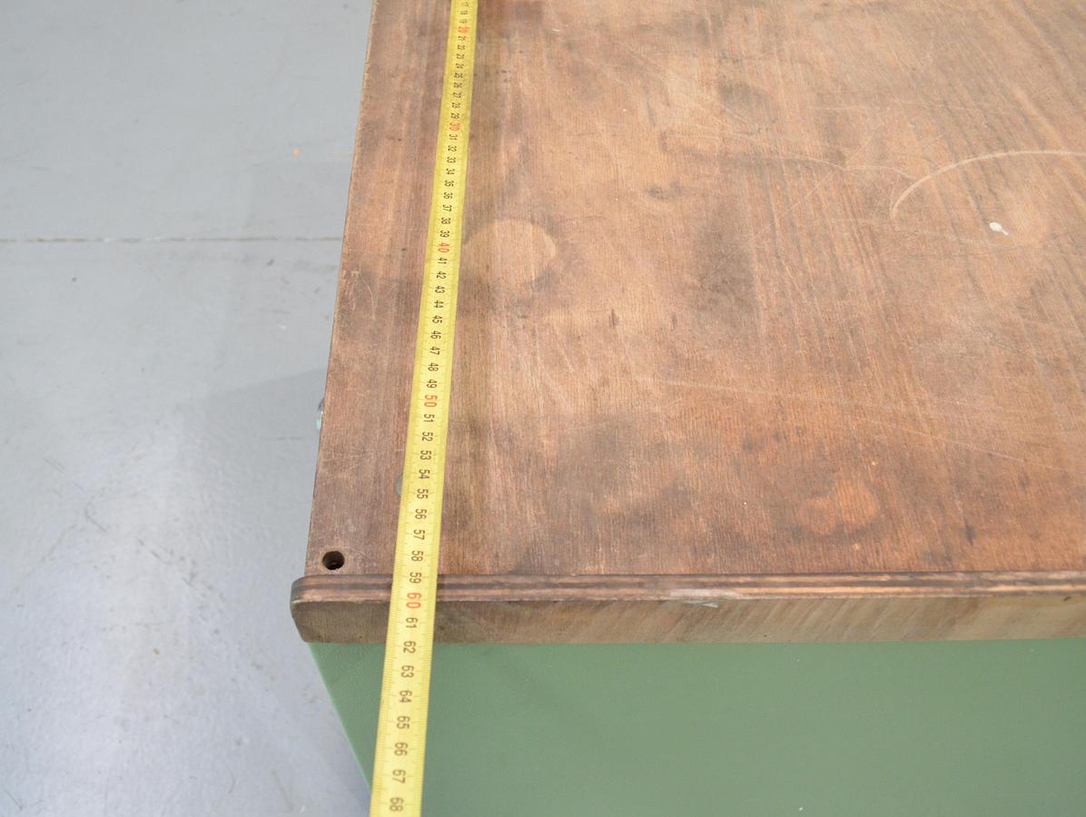 Usado Armario metalico cajones UNCETA 600x640x590(h)mm