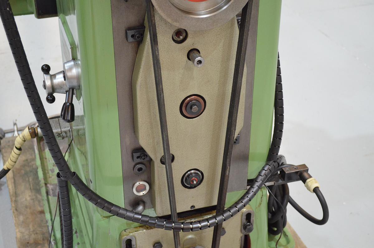 Usado Fresadora Thiel Duplex 159 con visualizador cotas