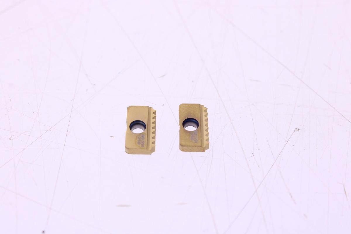 Usado Fresas Para Roscar SECO R396.18-2012.3-13A + Widias 13NMS1.5ISO