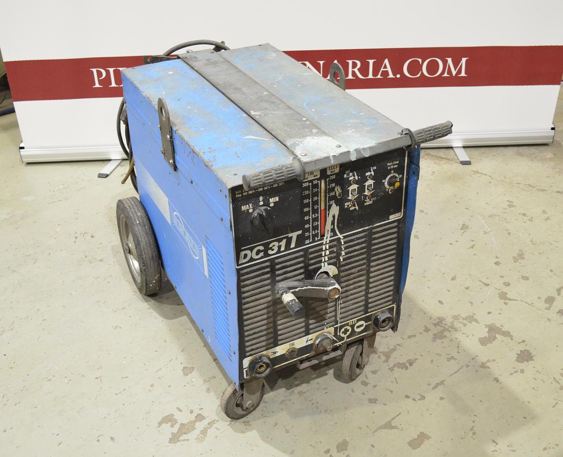 Usado Maquina soldar tig-electrodos CEM DC 31T