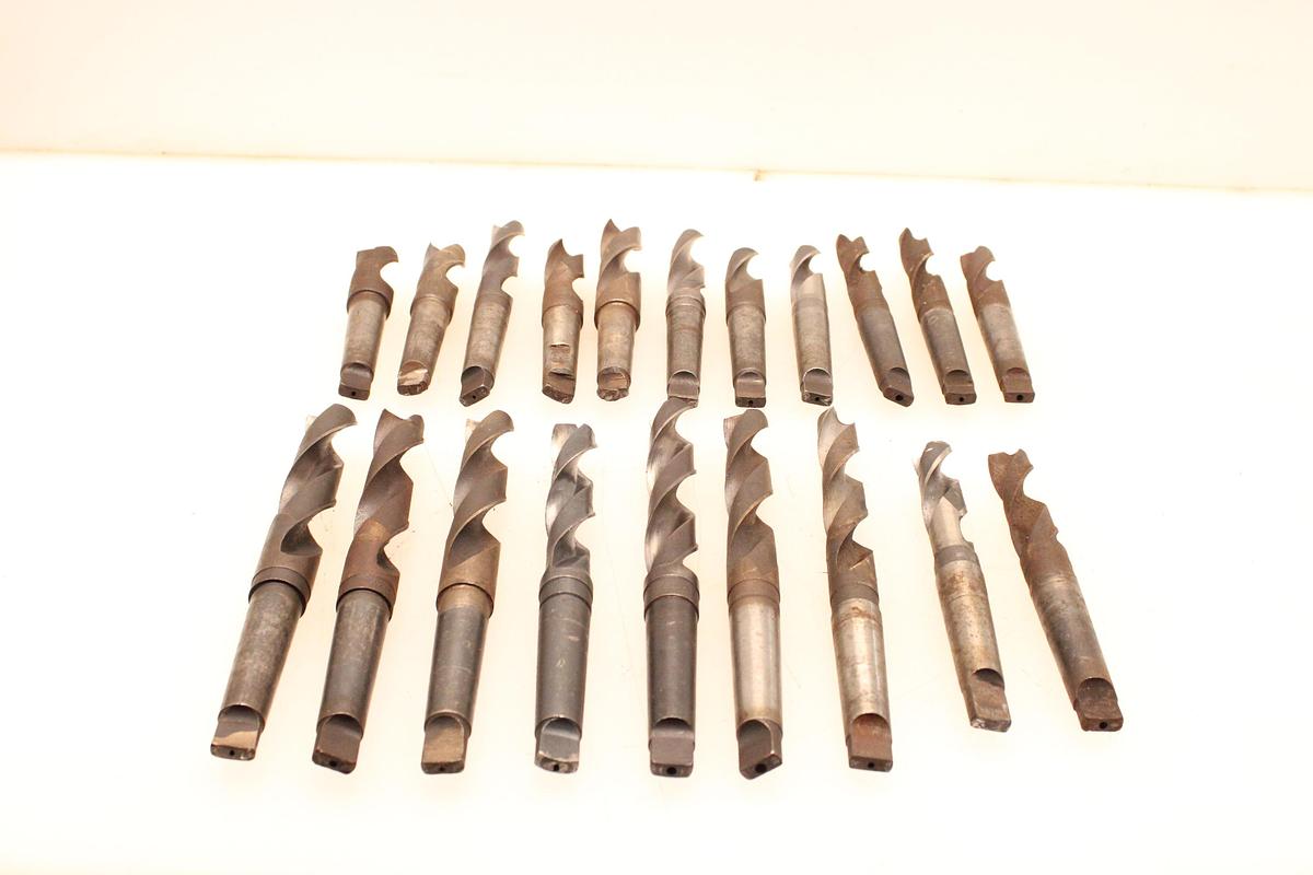 Usado 20 Brocas Mango Cónico MT3 - 23,5 hasta 30 mm