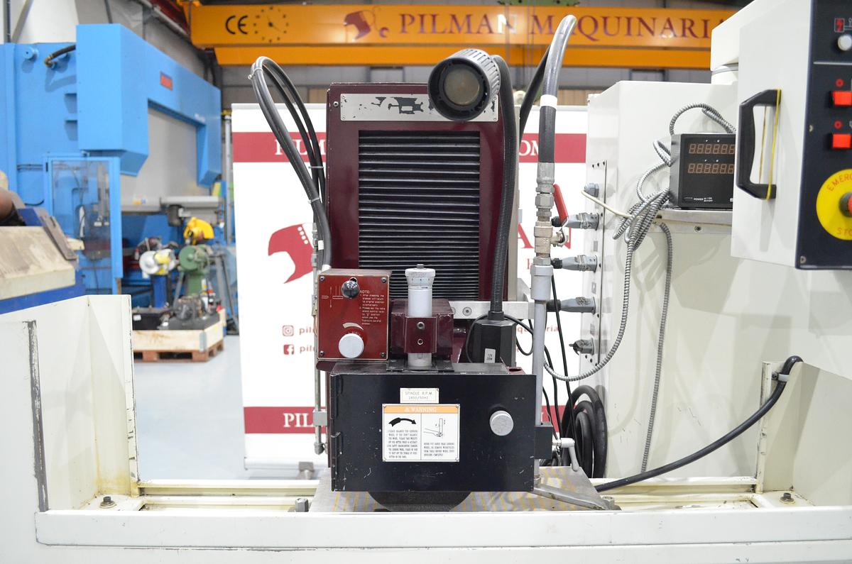 Usado Rectificadora Chevalier FSG-3A818 Eje z autom