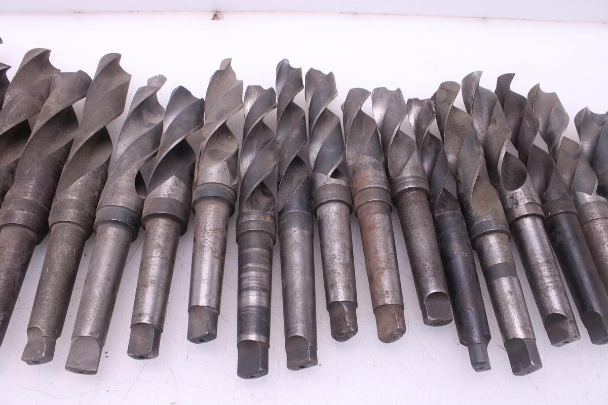 Usado 25 Brocas Taladro Mango Cónico Morse MT4