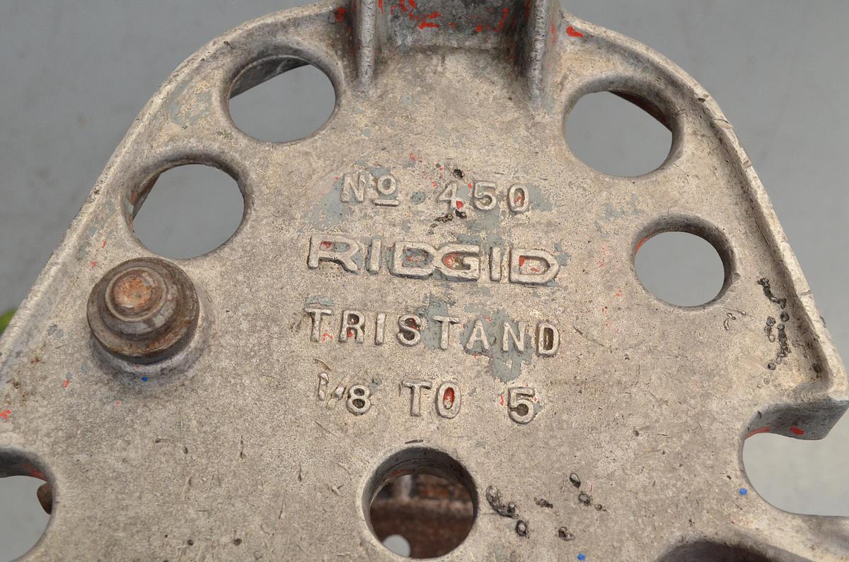 Usado Ridgid Tristand 450