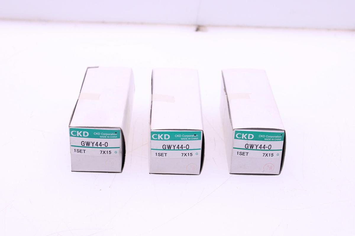 Usado Racores CKD "Unión Y" M4 - 30 Unidades GWY44-0