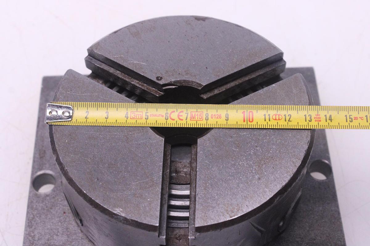 Usado Plato Con Base Para Torno 130 mm