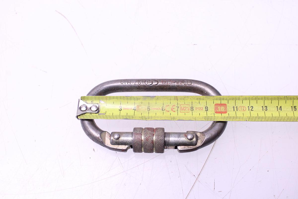 Usado Lote Mosquetones Cierre Roscado II - 23 Unidades