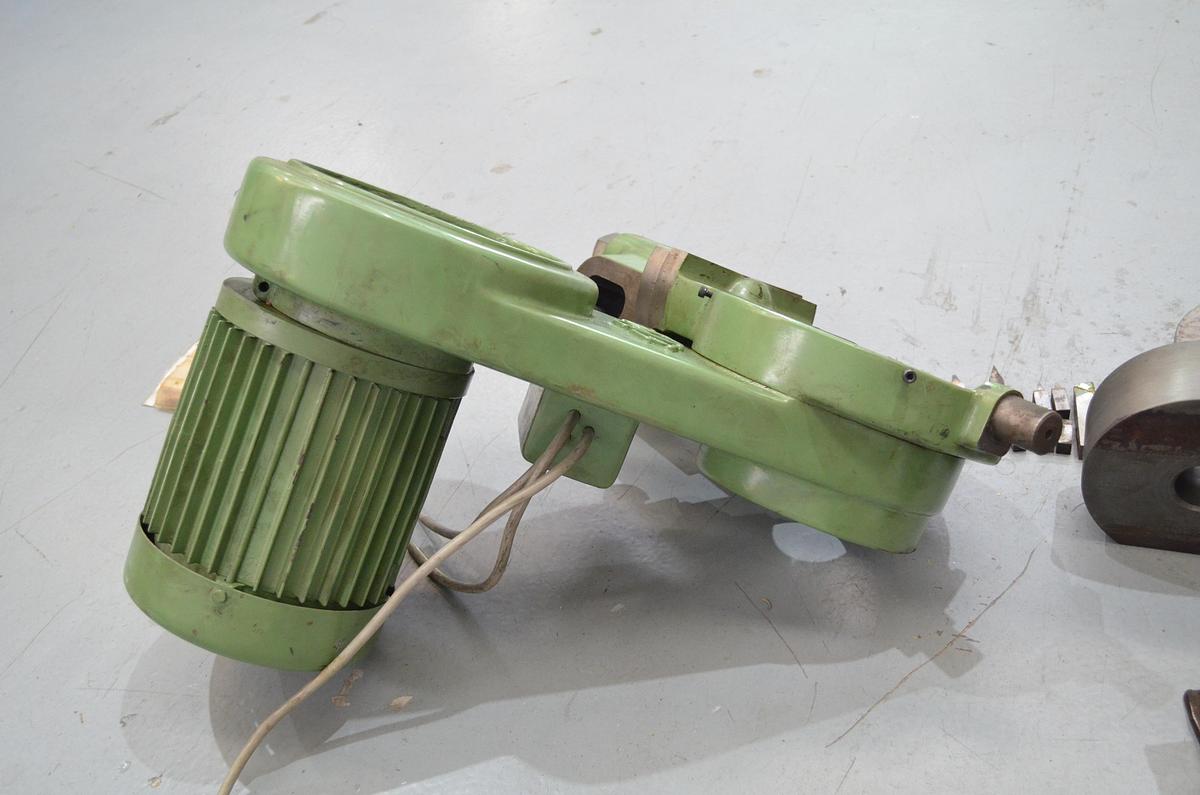 Usado Roscadora satélite varias pasadas EBA 2R-65