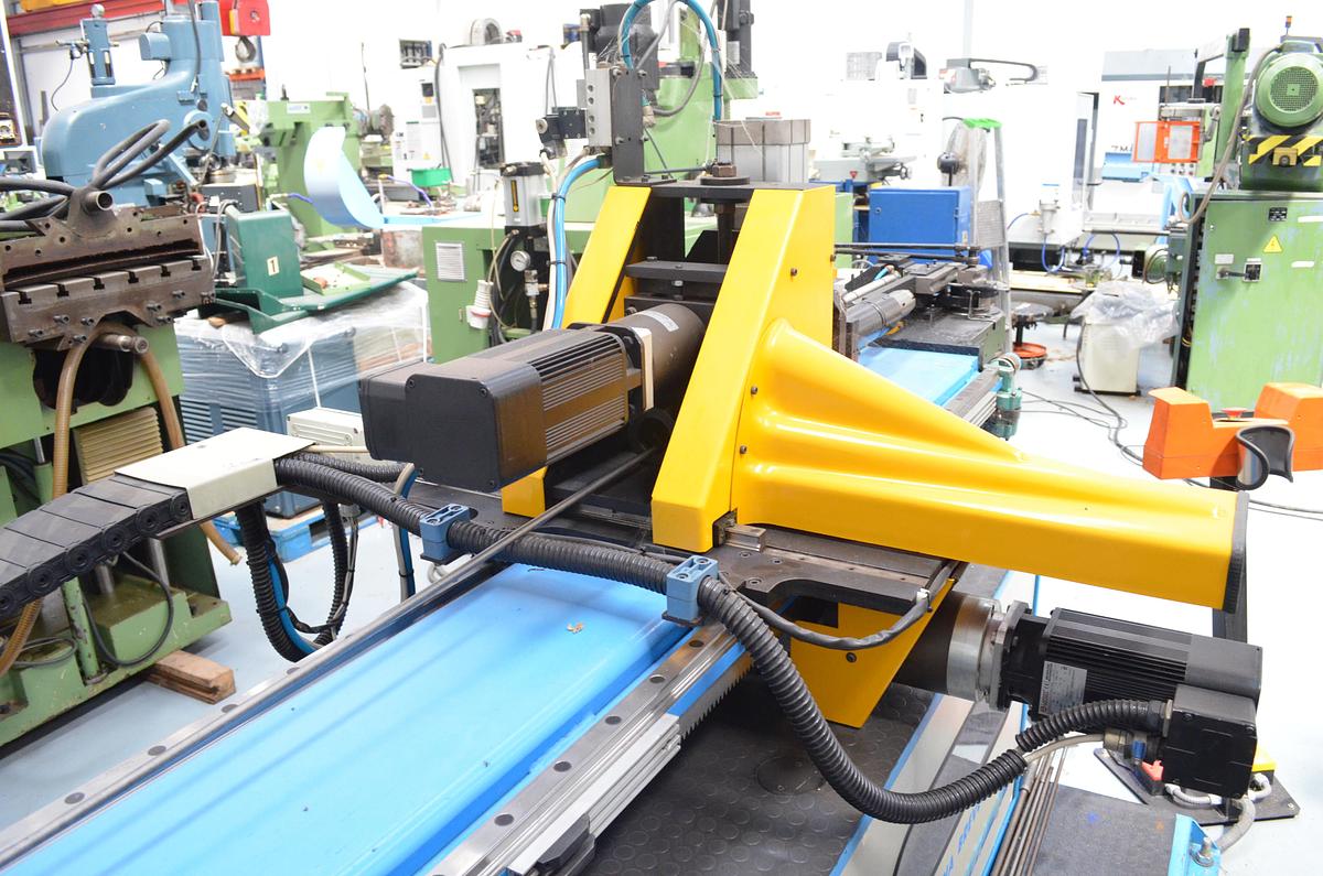 Usado Curvadora de tubos cnc StarBend STAR 250 CN3-PC-S