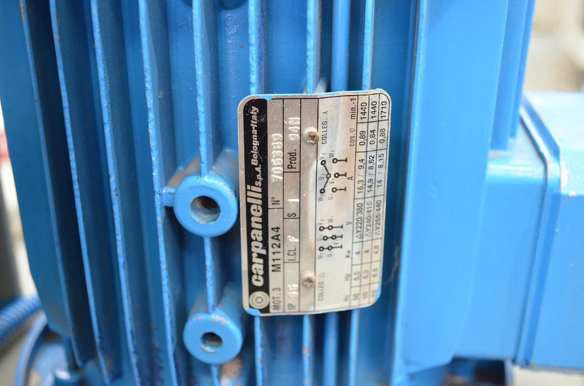 Usado Prensa casera 60tn luz 1560mm