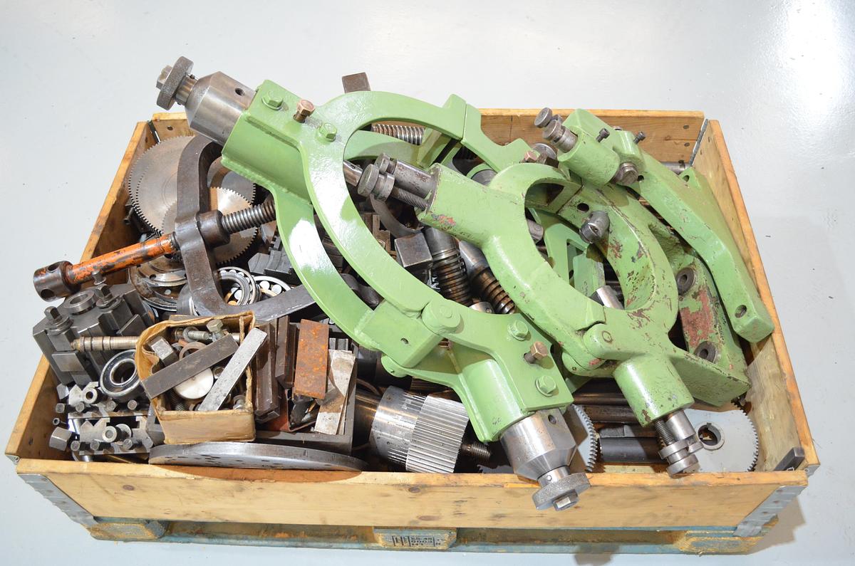 Usado Torno Geminis GE 650 2.000mm e.p